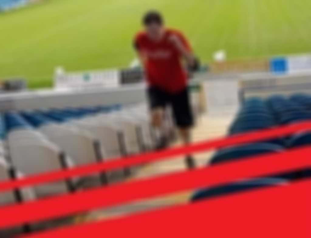 stadium_run.jpg blurred out