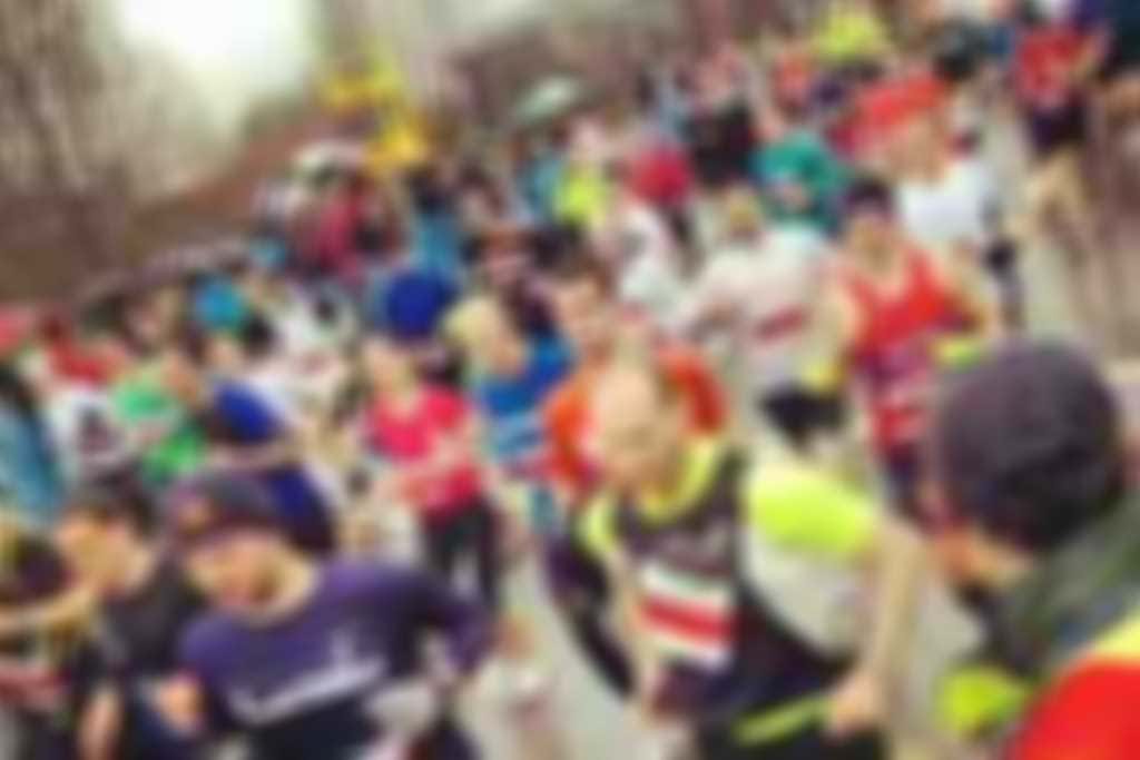 Reading_Half_race_crowd.jpg blurred out