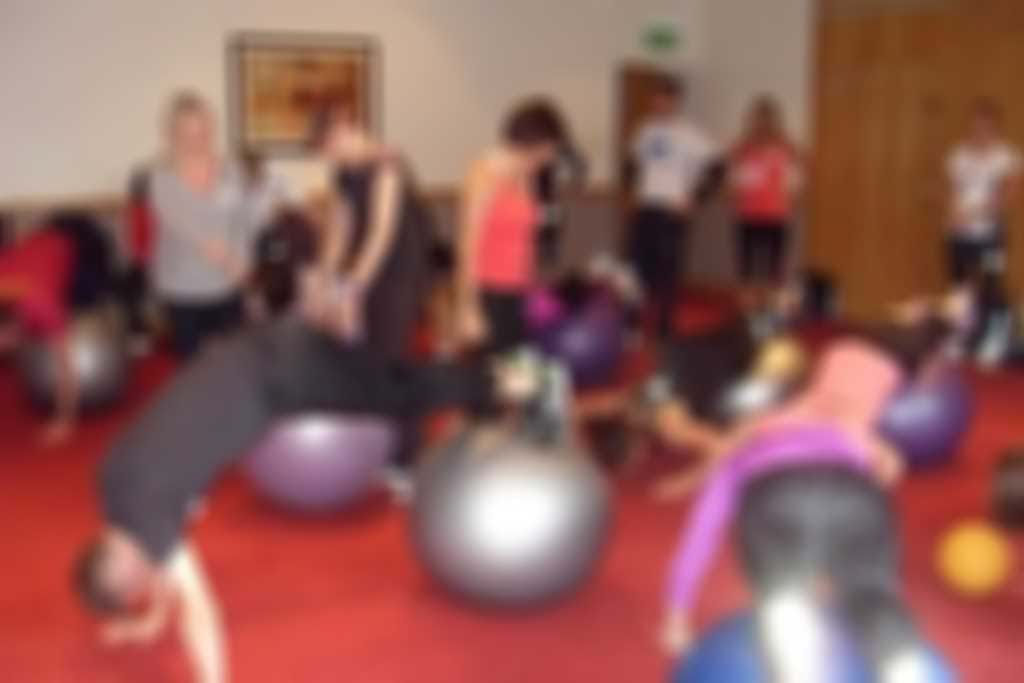 Fitball.JPG blurred out