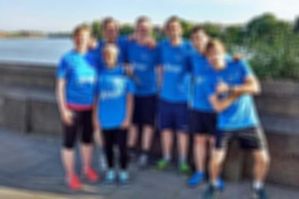 RiversideRunners300.jpg blurred out